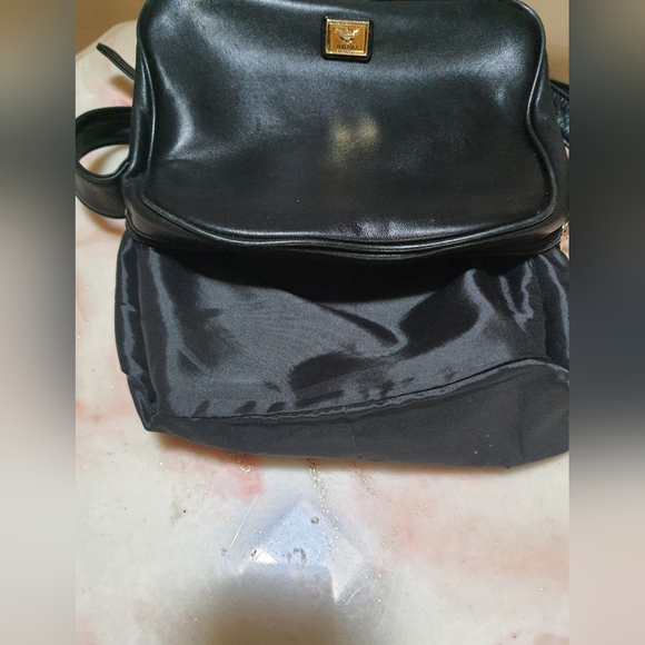 Moschino Redwall Shoulder/Crossbody Bag - Picture 4 of 6